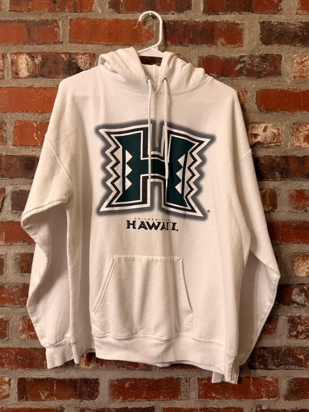 T210 -University of Hawaii White Crewneck Hoodie with Hawaii Logo
